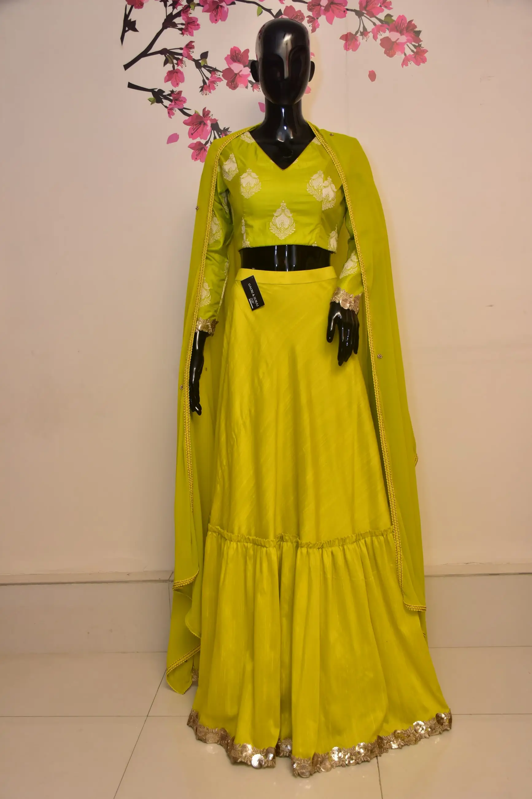 Citrine Sharara